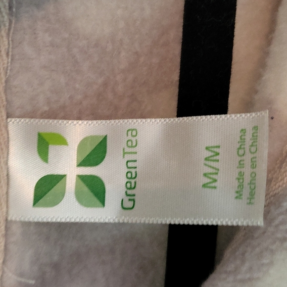 Tan camo sweater with button up neck and pockets - Picture 4 of 8